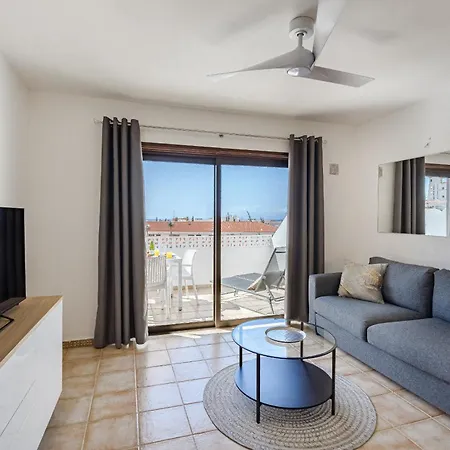 Апартаменти Heated Pool Marina Primavera